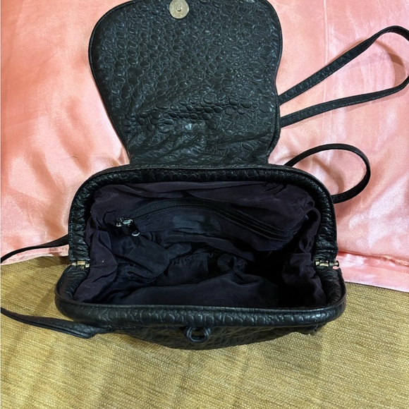 Leather Elegant Black&Brown Women's crossbody Magnetic Closure,1 Zipper inside - Picture 2 of 4